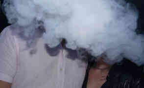 Pros and Cons of Vaping